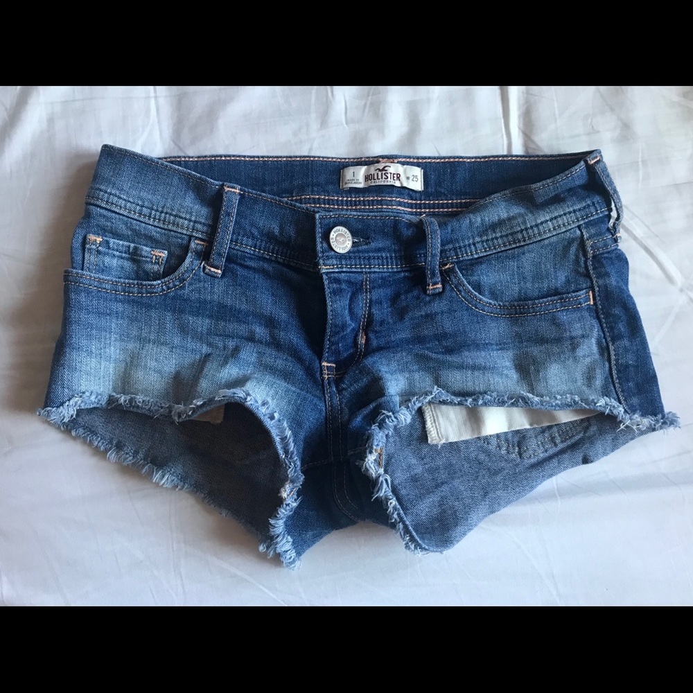 Hollister low rise shorts Size 1